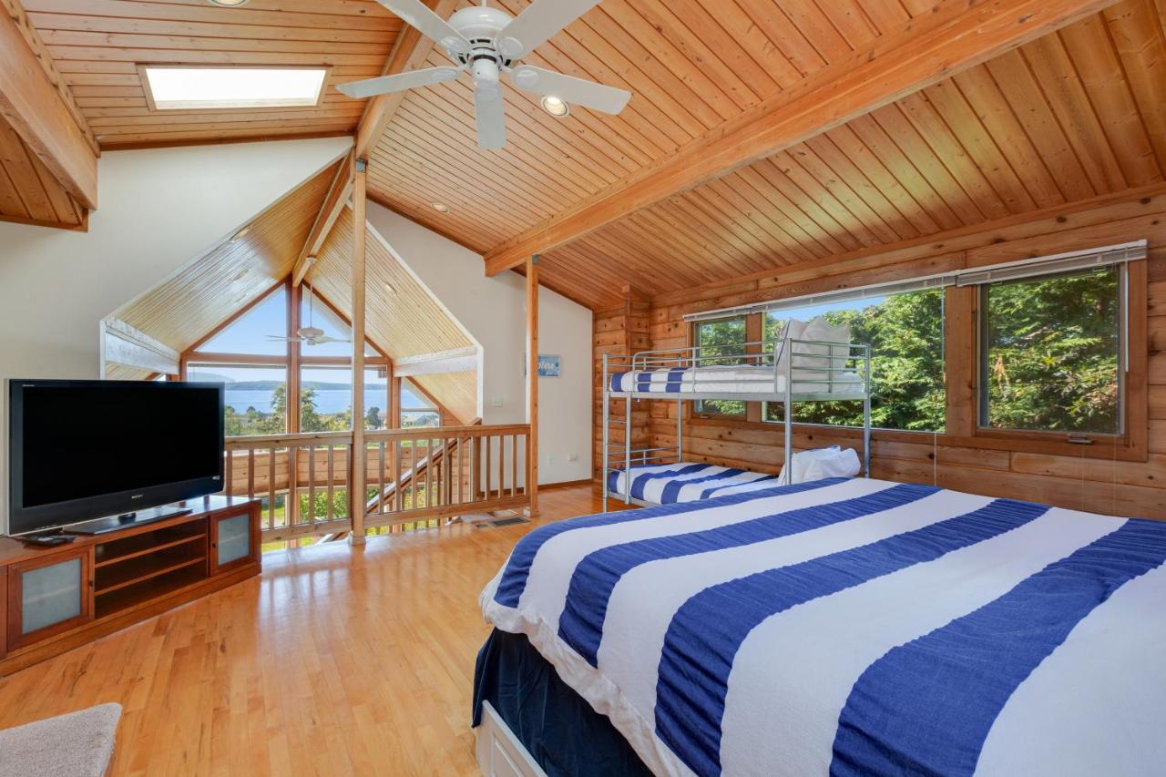Whidbey Cedar Sunsets Villa Freeland Bagian luar foto